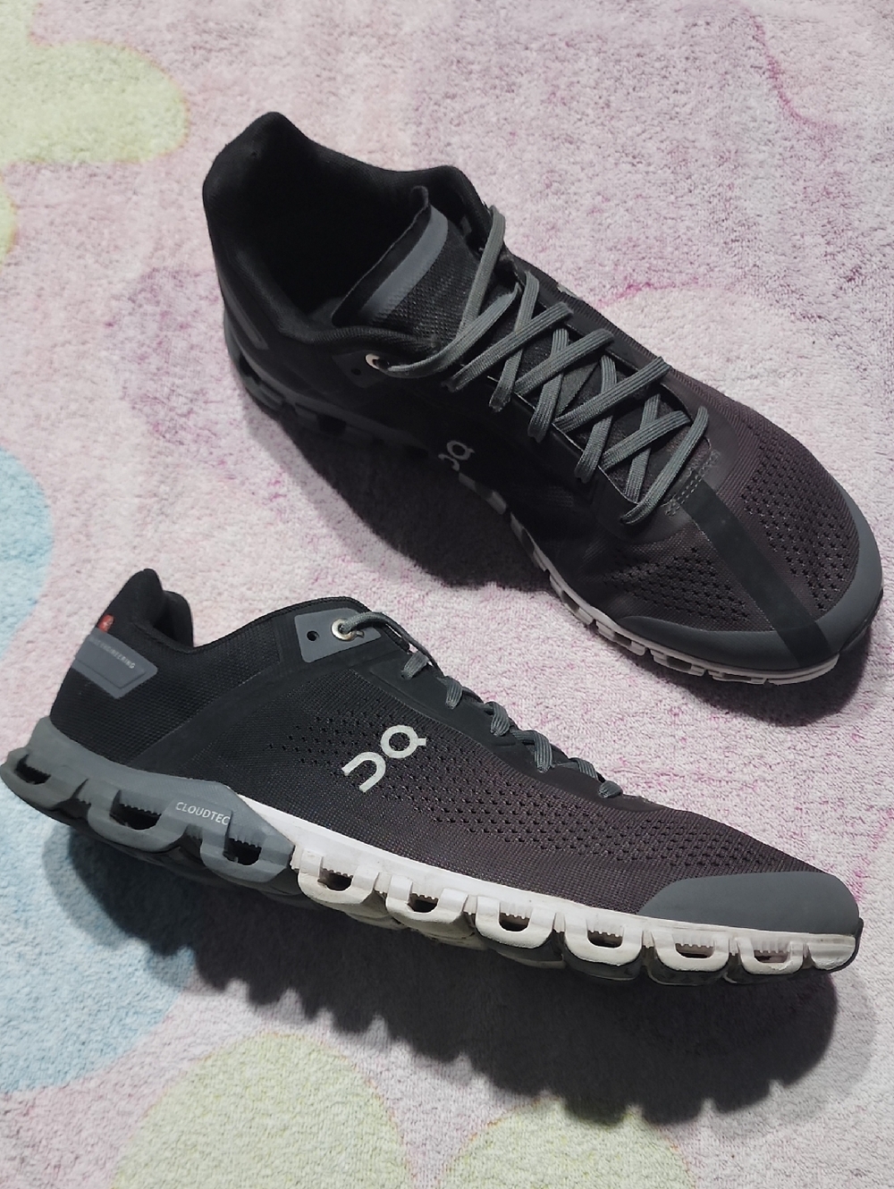 On Cloudflow 4 Shoes Mens Sz 11.5   Running Athletic Sneakers